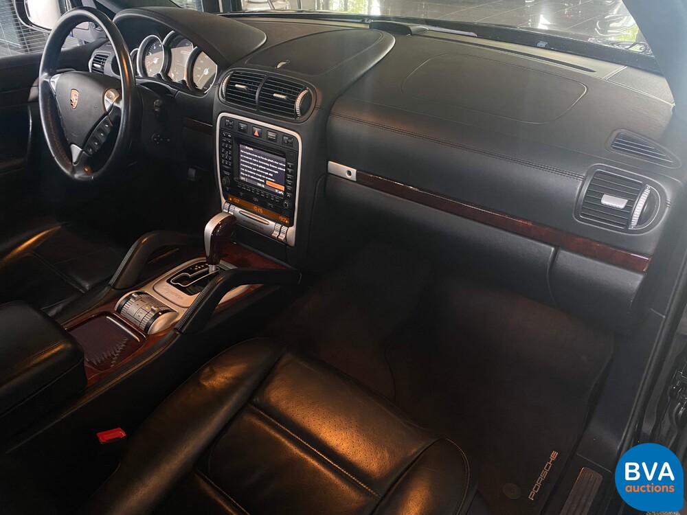 Porsche Cayenne 4.8 Turbo 500hp 2007, H-622-ZL.