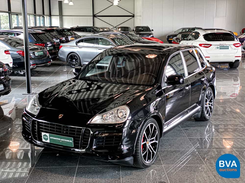 Porsche Cayenne 4.8 Turbo 500hp 2007, H-622-ZL.