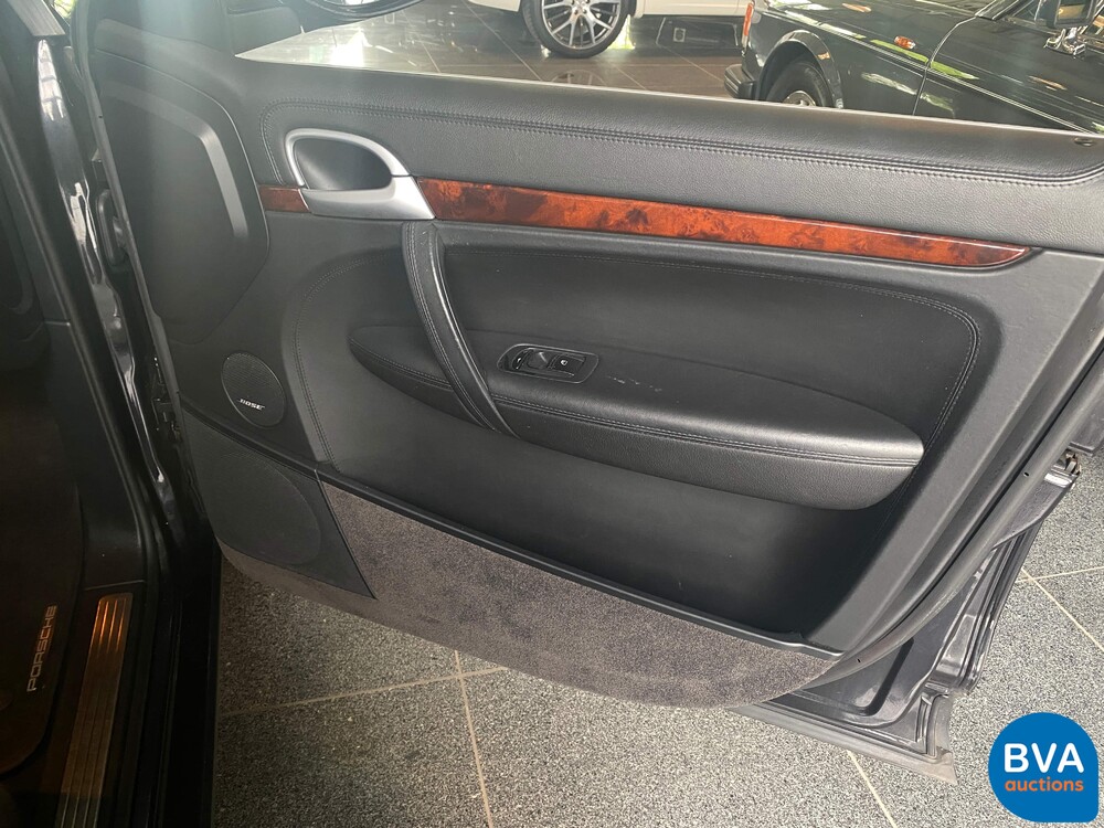 Porsche Cayenne 4.8 Turbo 500hp 2007, H-622-ZL.