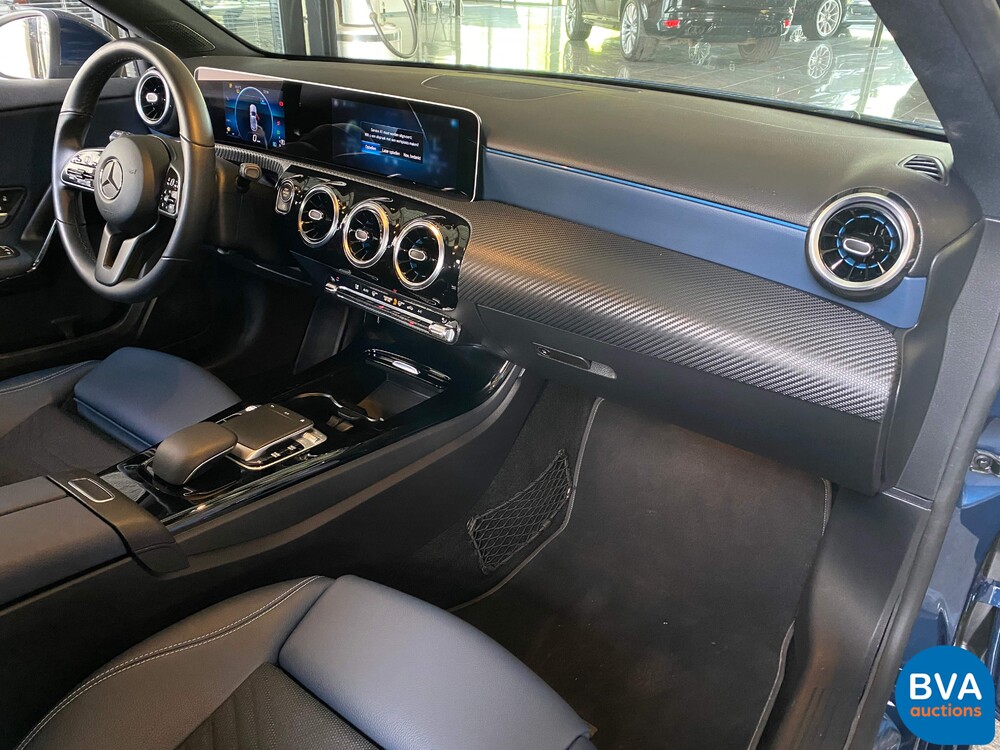Mercedes-Benz A180d Launch Edition A-Klasse 116PK 2019, G-248-LK