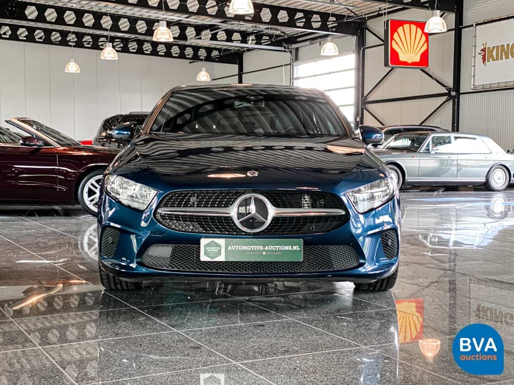 Mercedes-Benz A180d Launch Edition A-Klasse 116PK 2019, G-248-LK