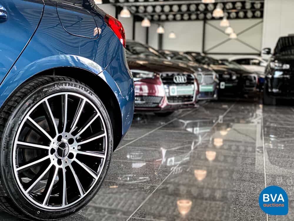 Mercedes-Benz A180d Launch Edition A-Klasse 116PK 2019, G-248-LK