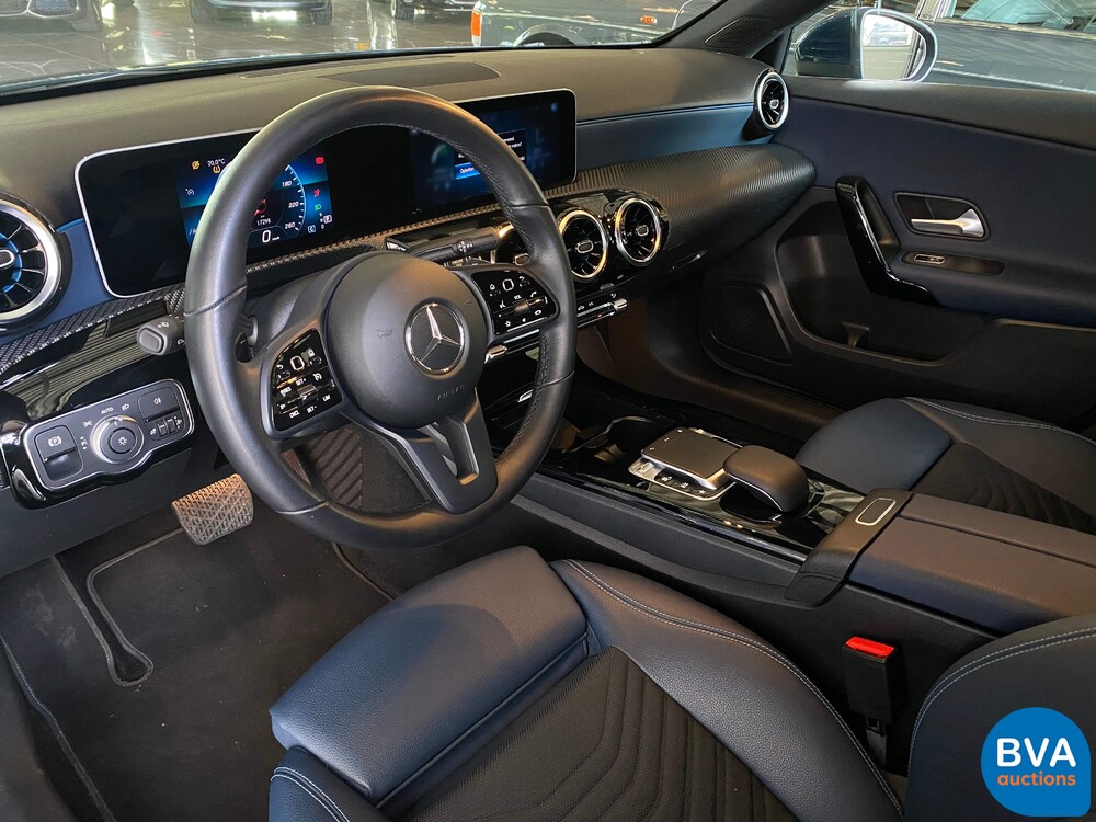 Mercedes-Benz A180d Launch Edition A-Klasse 116PK 2019, G-248-LK