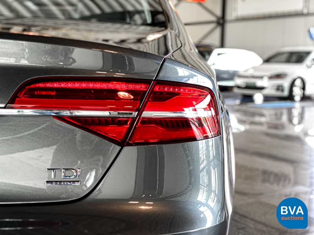 Audi A8 Lang 3.0 TDI Quattro  Pro Line+ 258pk 2015 -Org. NL-, 8-ZKK-94