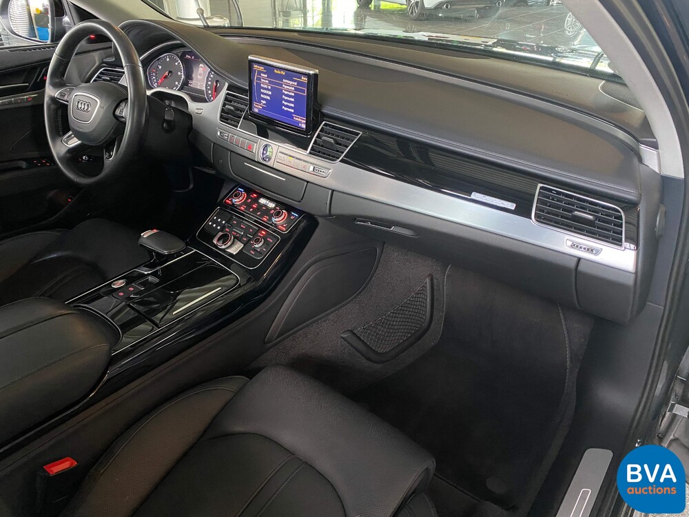 Audi A8 Lang 3.0 TDI Quattro  Pro Line+ 258pk 2015 -Org. NL-, 8-ZKK-94