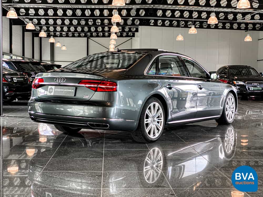 Audi A8 Lang 3.0 TDI Quattro  Pro Line+ 258pk 2015 -Org. NL-, 8-ZKK-94