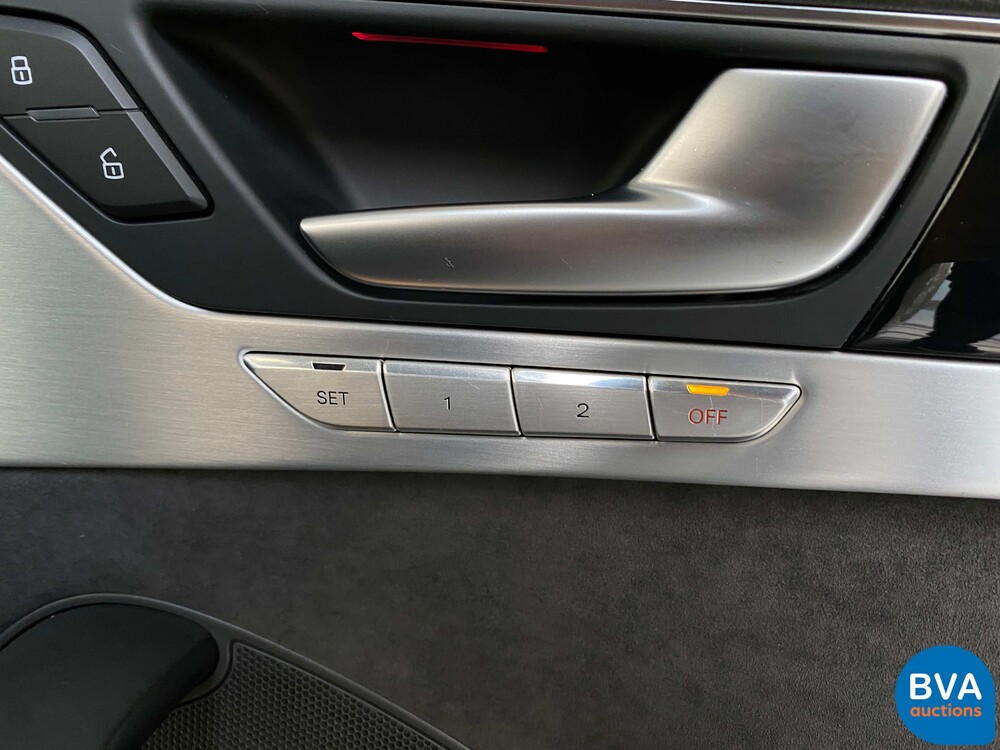 Audi A8 Lang 3.0 TDI Quattro  Pro Line+ 258pk 2015 -Org. NL-, 8-ZKK-94