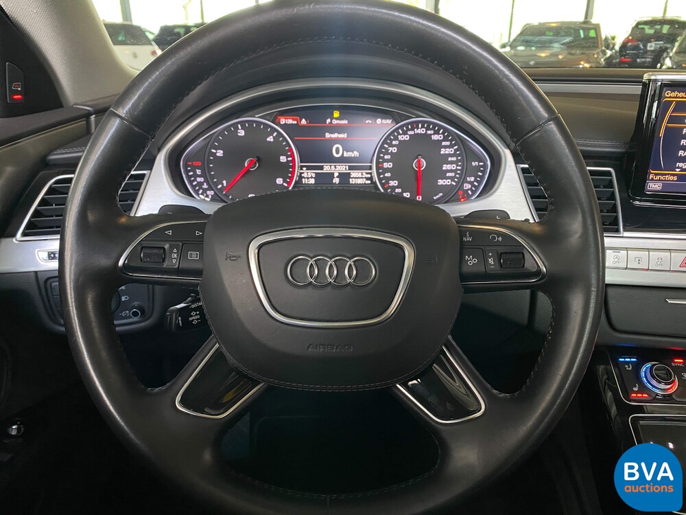 Audi A8 Lang 3.0 TDI Quattro  Pro Line+ 258pk 2015 -Org. NL-, 8-ZKK-94