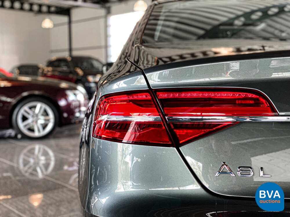 Audi A8 Lang 3.0 TDI Quattro  Pro Line+ 258pk 2015 -Org. NL-, 8-ZKK-94