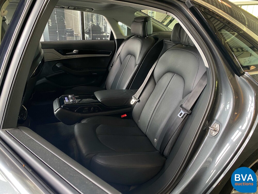 Audi A8 Lang 3.0 TDI Quattro  Pro Line+ 258pk 2015 -Org. NL-, 8-ZKK-94