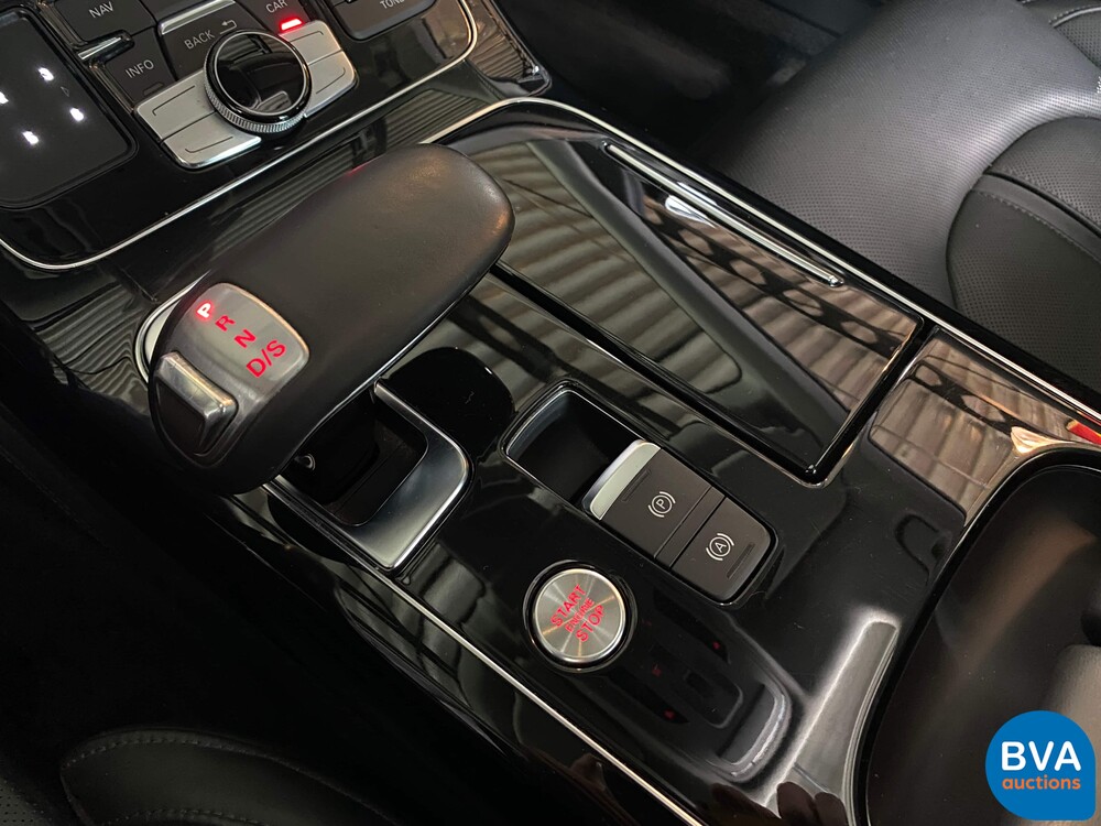 Audi A8 Lang 3.0 TDI Quattro  Pro Line+ 258pk 2015 -Org. NL-, 8-ZKK-94