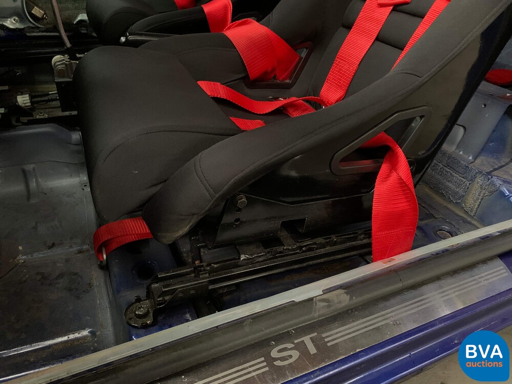 Ford Focus ST170 2.0 173pk 2002 -Original NL-, 01-JT-TV.