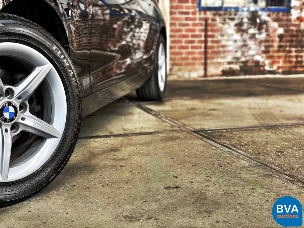 BMW 118i 136pk 1-Series 5-Drs. 2017, K-869-TJ.