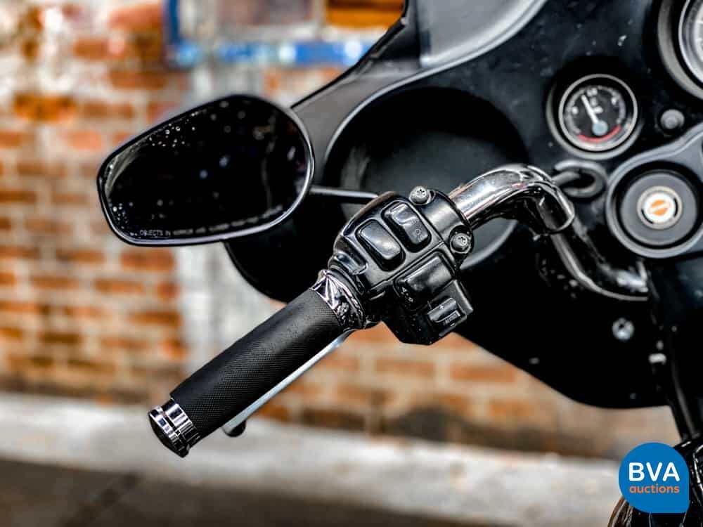 Harley Davidson FLHTI Electra Glide Standard.