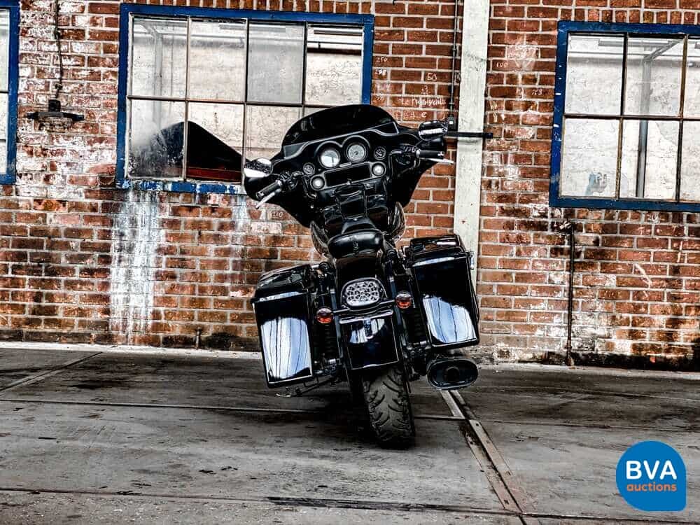 Harley Davidson FLHTI Electra Glide Standard.