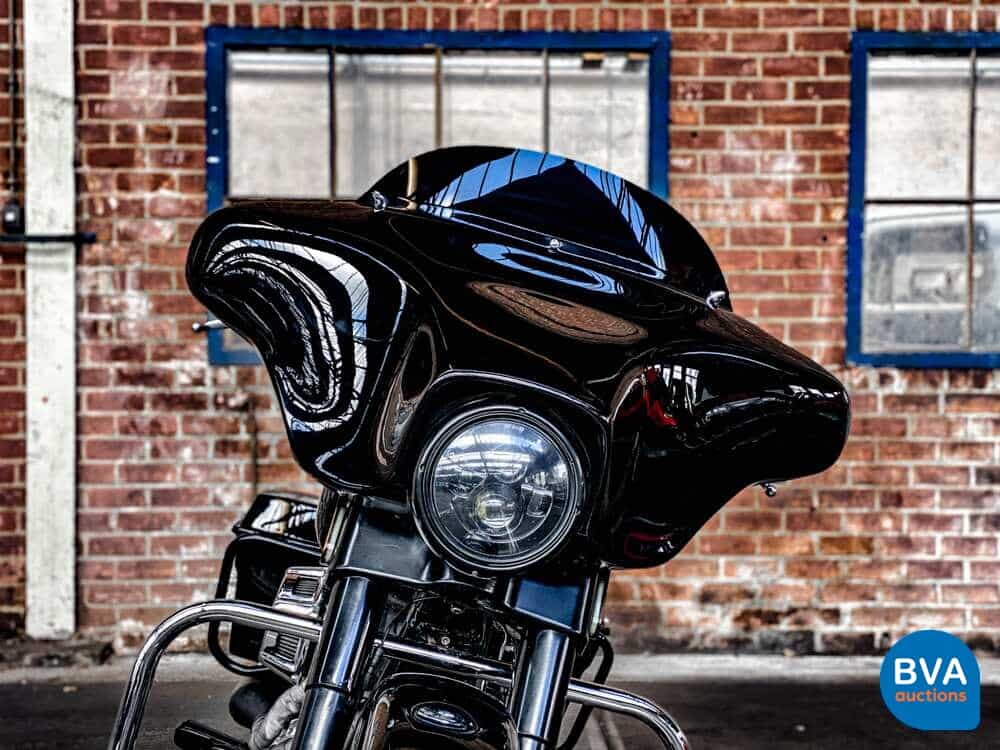 Harley Davidson FLHTI Electra Glide Standard.