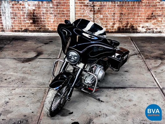 Harley Davidson FLHTI Electra Glide Standard.