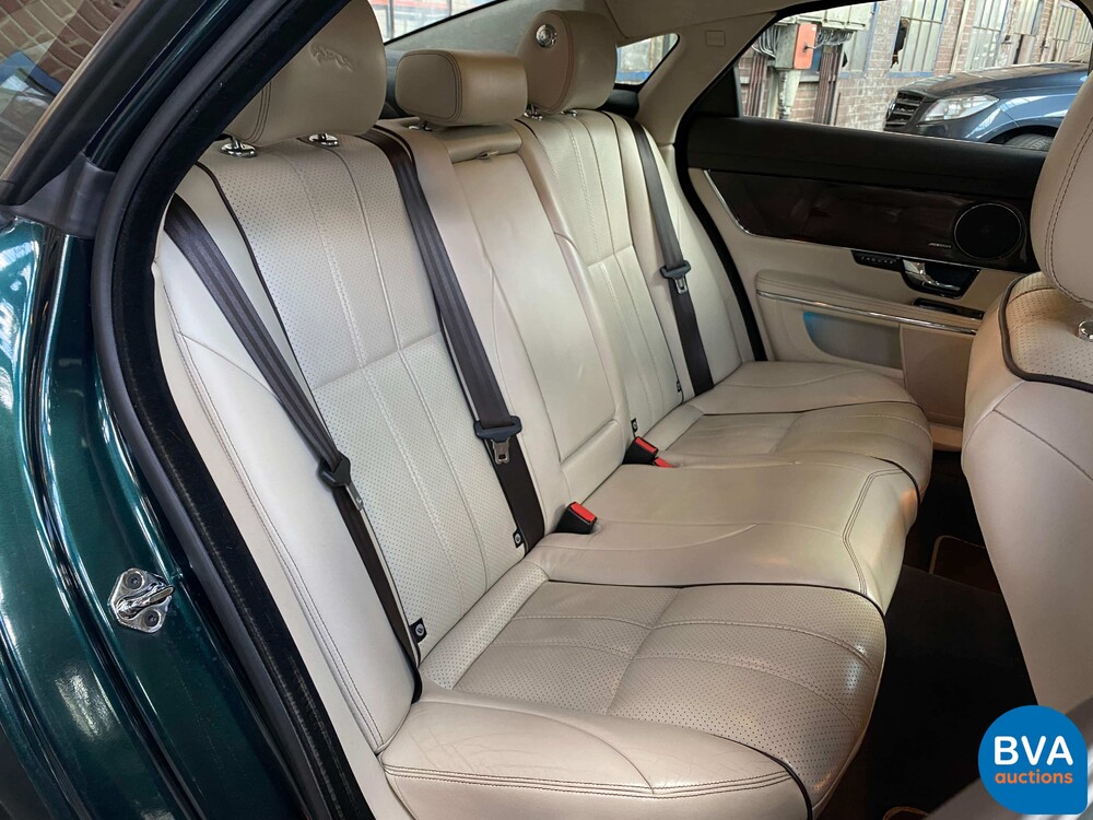 Jaguar XJ3.0 V6 AWD mit Kompressor 2013 340 PS, H-794-LX.