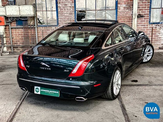 Jaguar XJ3.0 V6 AWD mit Kompressor 2013 340 PS, H-794-LX.