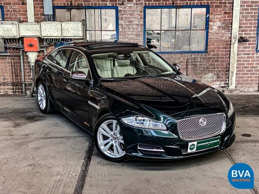 Jaguar XJ3.0 V6 AWD mit Kompressor 2013 340 PS, H-794-LX.