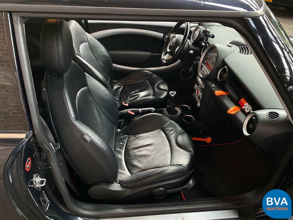 Mini1.6 Cooper S 200 PS 2007, 87-RVK-9.