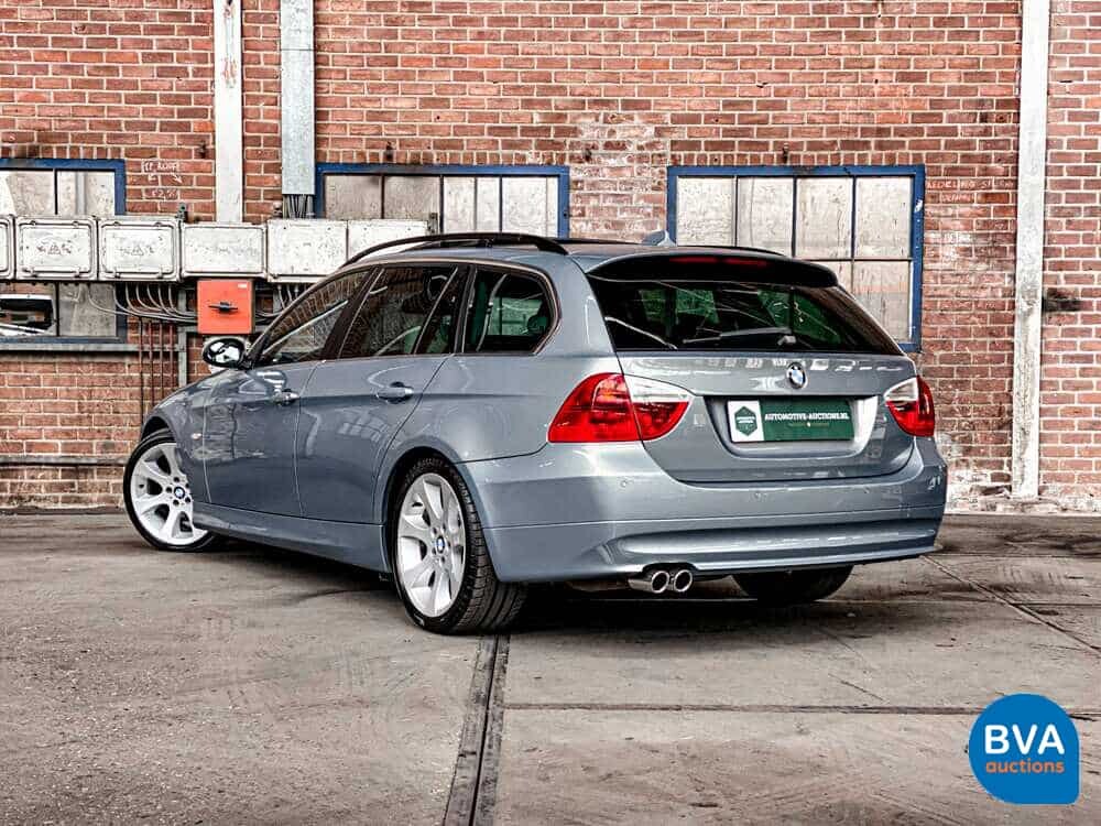 BMW 325i Touring 218hp Manual transmission! 3 Series 2005, J-599-LP.