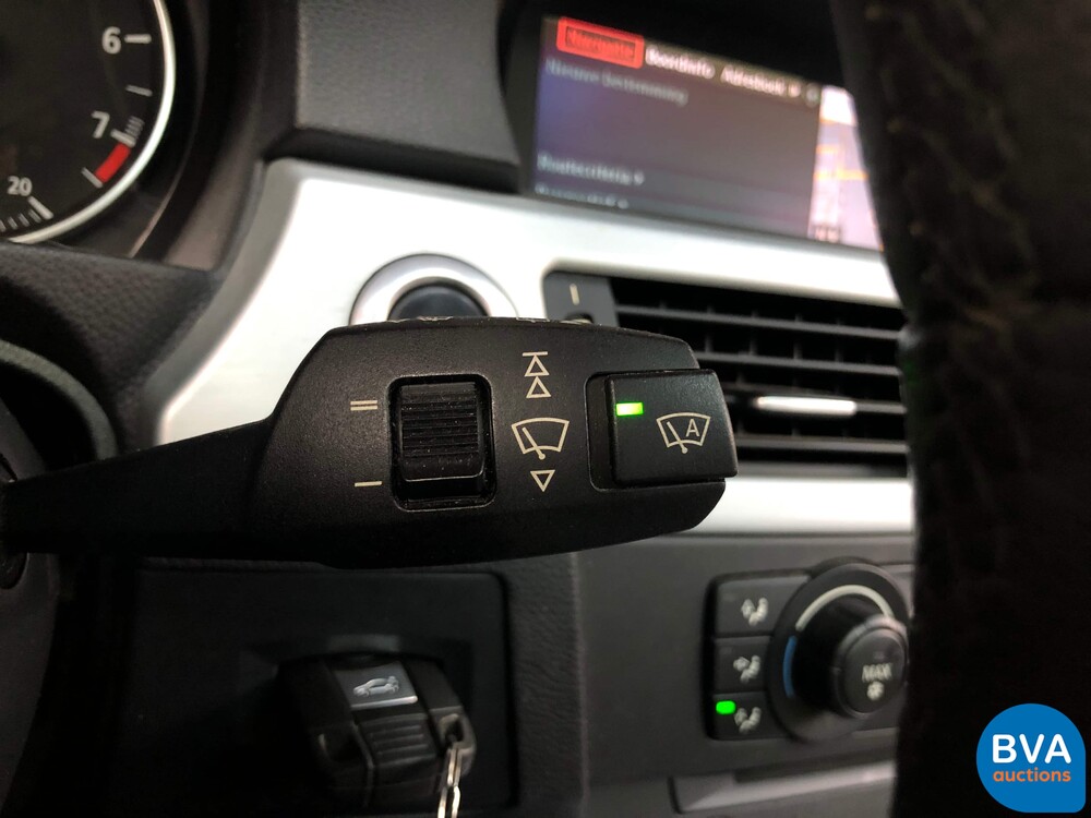 BMW 325i Touring 218hp Manual transmission! 3 Series 2005, J-599-LP.