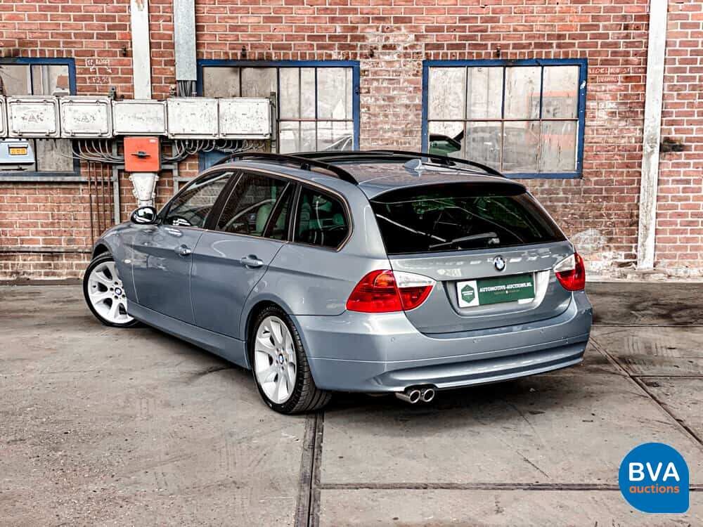 BMW 325i Touring 218hp Manual transmission! 3 Series 2005, J-599-LP.