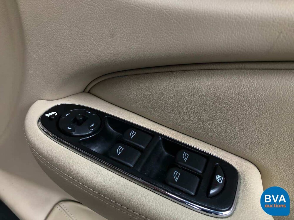 Jaguar XJ6L3.0 V6 Executive LWB 238pk 2005, H-738-NT.