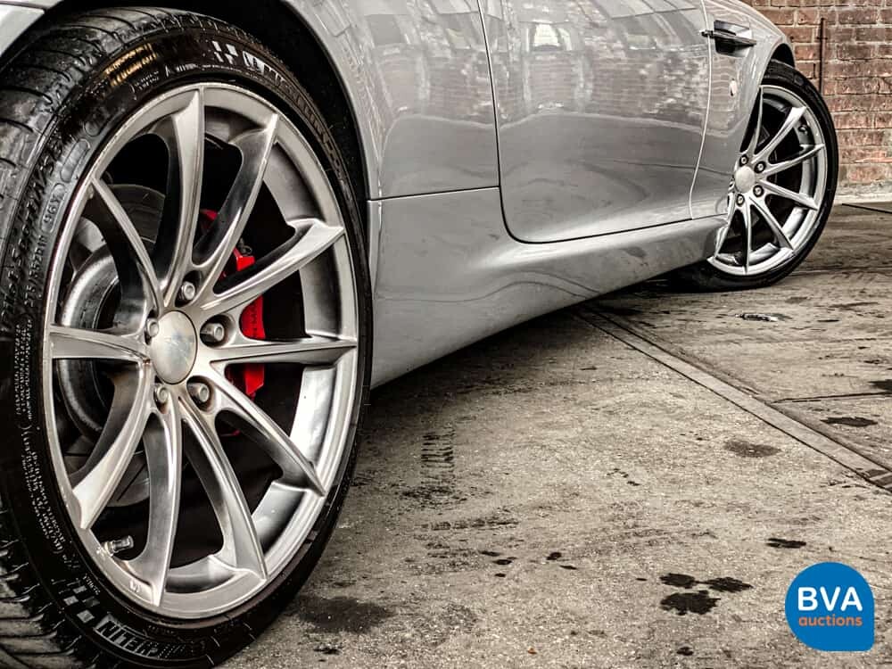 Aston Martin DB9 5.9 V12 Youngtimer 2005