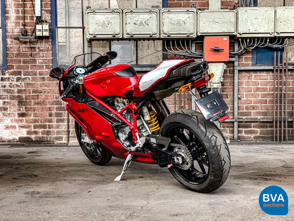 Ducati 749R 749 ccm 116 PS 2004.