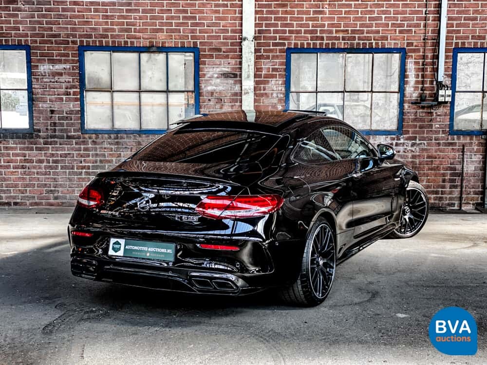 Mercedes Benz C63s AMG Coupe 4.0 V8 510hp C-Class 2017.