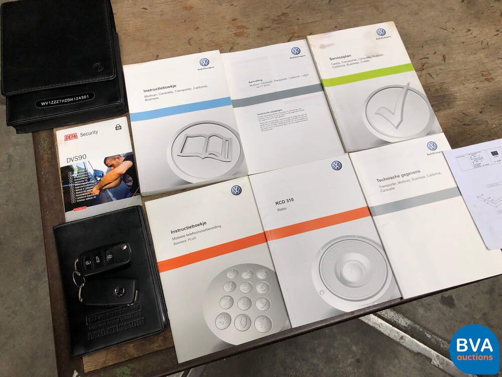 Volkswagen Transporter Rolstoel 2.0 TDI Dubbele Cabine 140pk T5 L2H1 DSG 2013, VD-977-V