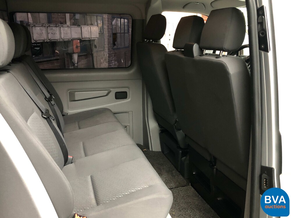 Volkswagen Transporter Rolstoel 2.0 TDI Dubbele Cabine 140pk T5 L2H1 DSG 2013, VD-977-V