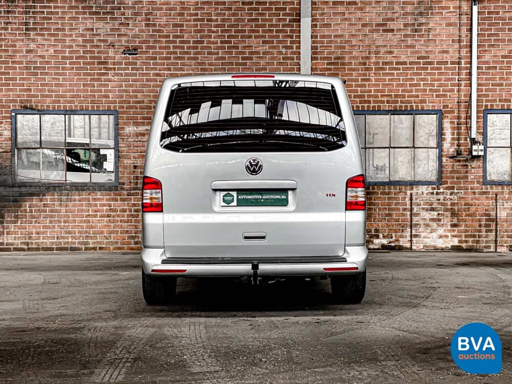 Volkswagen Transporter Rolstoel 2.0 TDI Dubbele Cabine 140pk T5 L2H1 DSG 2013, VD-977-V