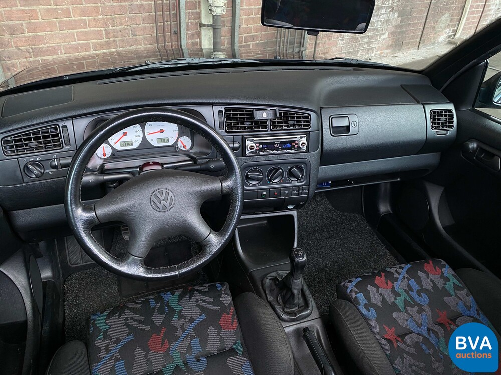 Volkswagen Golf 1.8 Cabriolet -Original Dutch- 1997, PX-ZB-77.