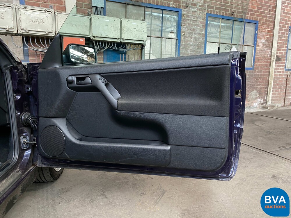 Volkswagen Golf 1.8 Cabriolet -Original Dutch- 1997, PX-ZB-77.