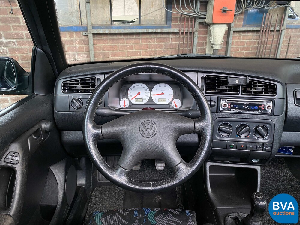 Volkswagen Golf 1.8 Cabriolet -Original Dutch- 1997, PX-ZB-77.