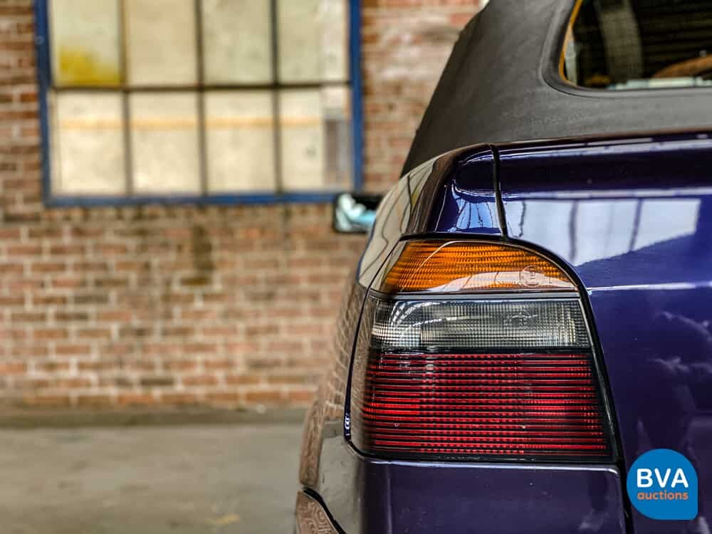 Volkswagen Golf 1.8 Cabriolet -Original Dutch- 1997, PX-ZB-77.