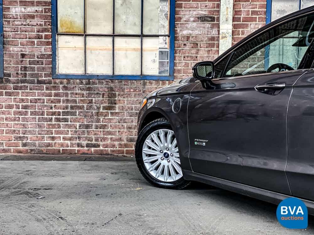 Ford Mondeo PHEV Fusion Hybrid Titanium 2014, 9-XRJ-01.