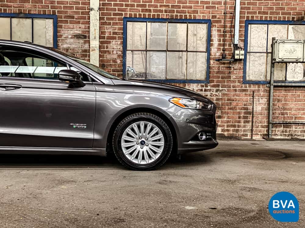 Ford Mondeo PHEV Fusion Hybrid Titanium 2014, 9-XRJ-01.