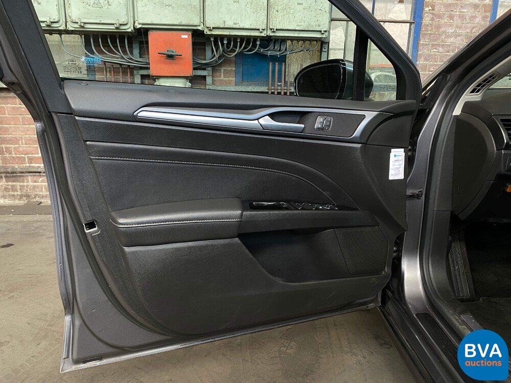 Ford Mondeo PHEV Fusion Hybrid Titanium 2014, 9-XRJ-01.