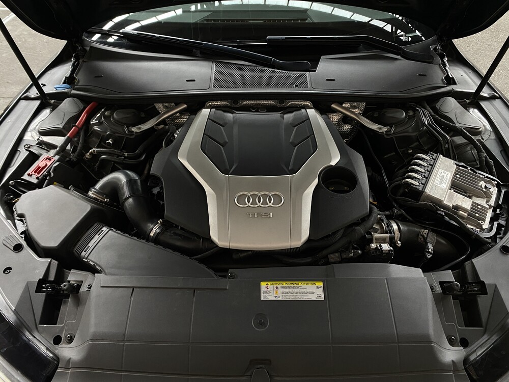 Audi A7 Sportback 55 TFSI 340pk Quattro 2019-MY, NL registration.