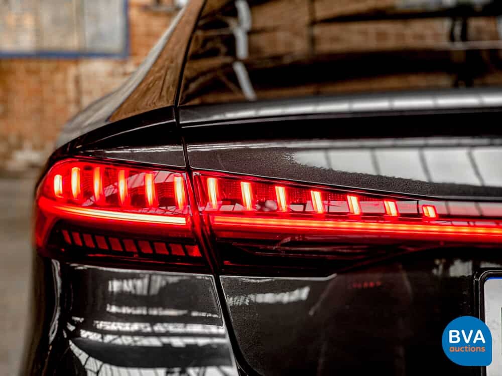 Audi A7 Sportback 55 TFSI 340pk Quattro 2019-MY, NL registration.