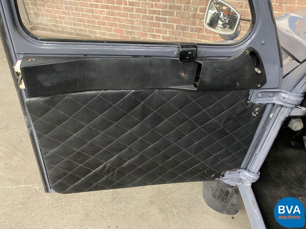 Citroen 2CV 44hp Duck 1984, KT-61-LX.