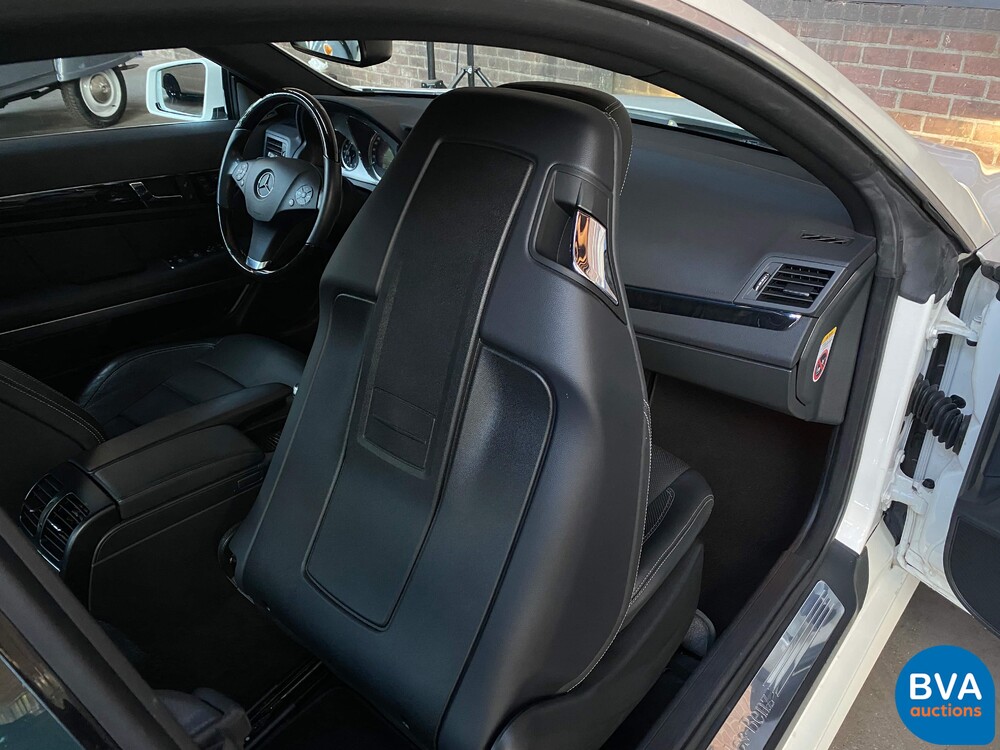 Mercedes-Benz E550 AMG Coupe 388pk 7G-Tronic 2010.