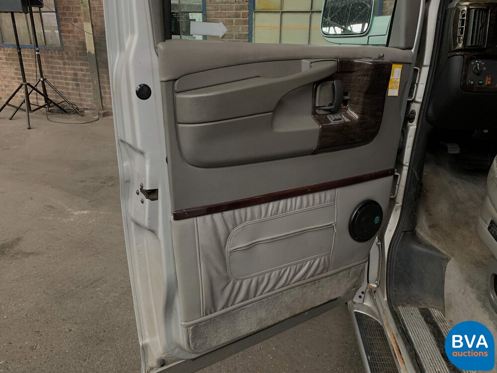 Chevrolet Express Explorer Camper Van 273hp 2003, 91-BS-JK.