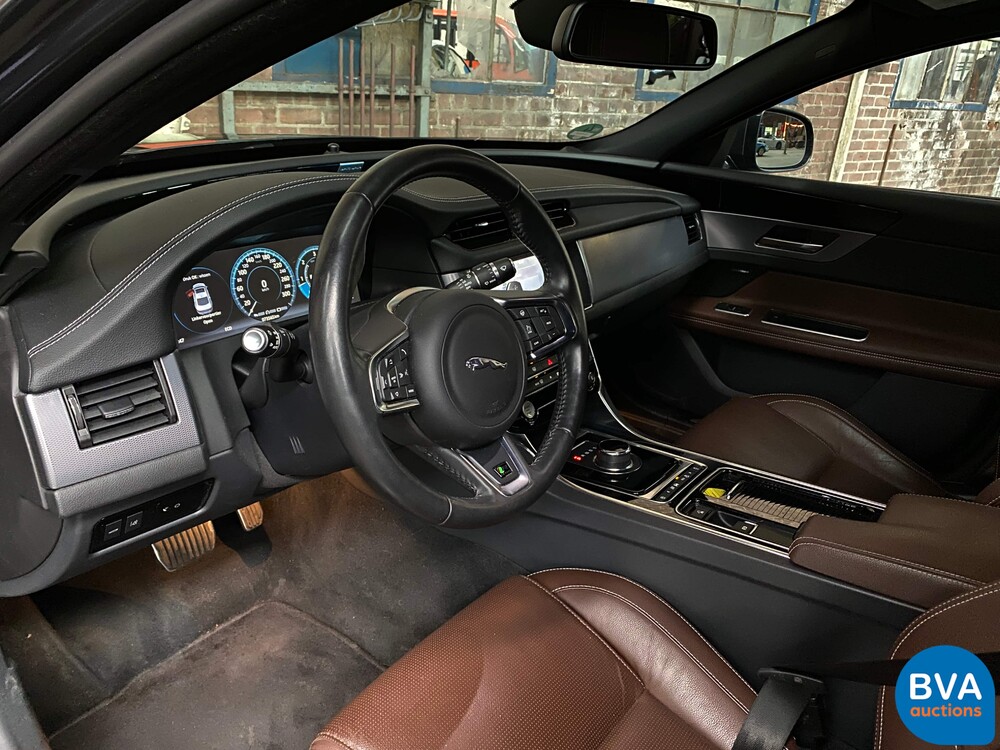 Jaguar XF2.0d Portfolio 180 PS R-Sport 2018 Org-NL GARANTIE, TJ-725-S.