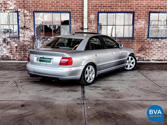 Audi S4 2.7 V6 Quattro Biturbo 265pk 2002