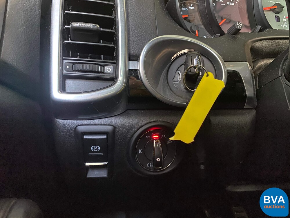 Porsche Cayenne S4.2D V8 385 PS 2015 FACELIFT, JG-560-L.